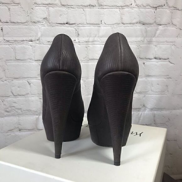 7 (37) YVES SAINT LAURENT RIVE GAUCHE PLATFORMS - Picture 4 of 8